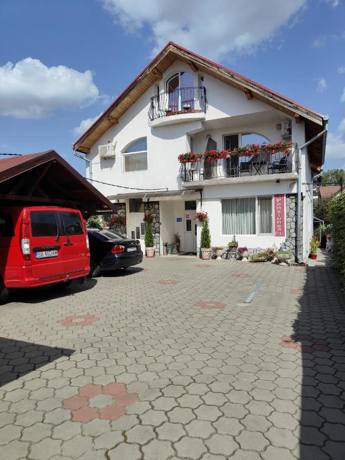Pensiunea Eli Sibiu Exterior photo